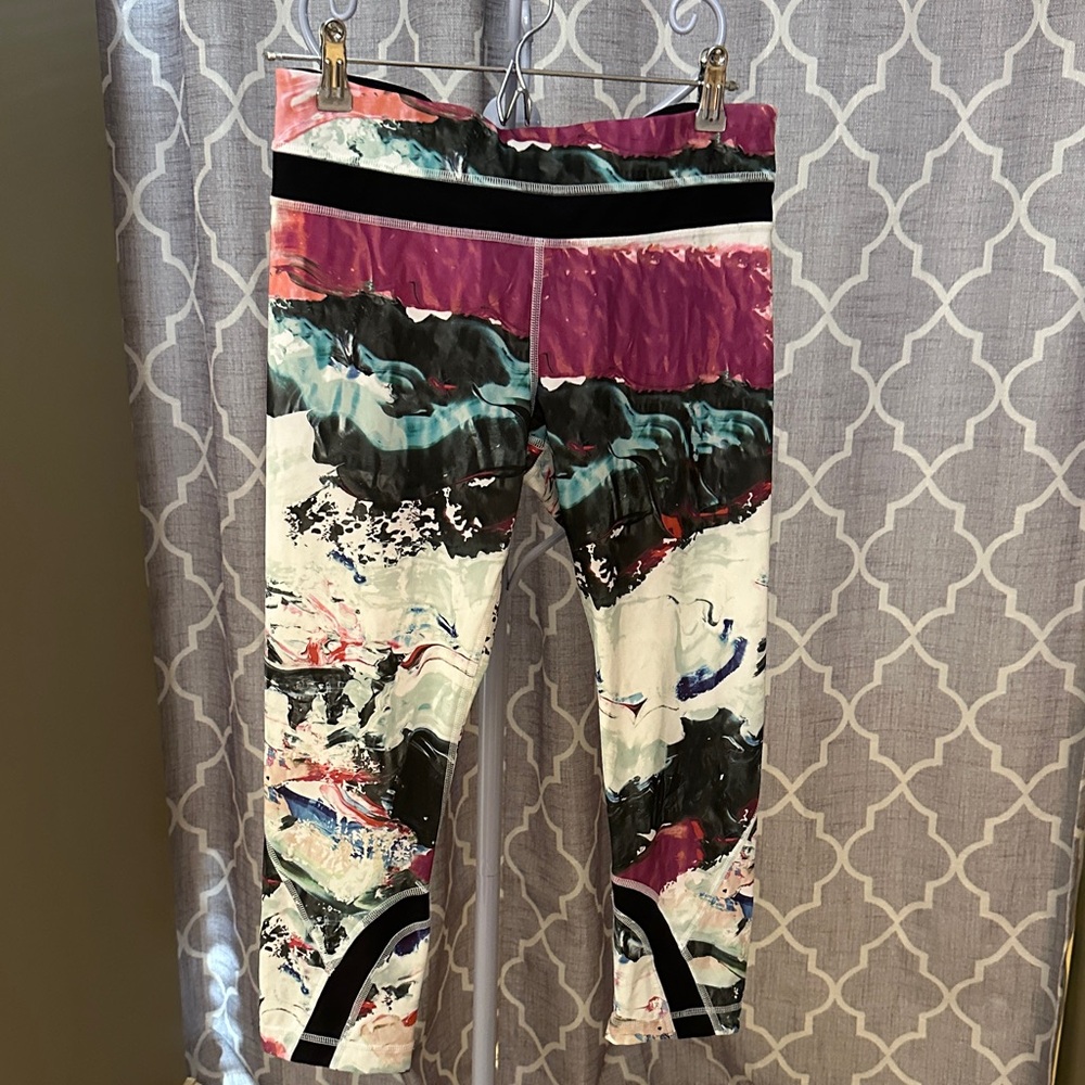 Lululemon Athletica Multicolor Crops legging